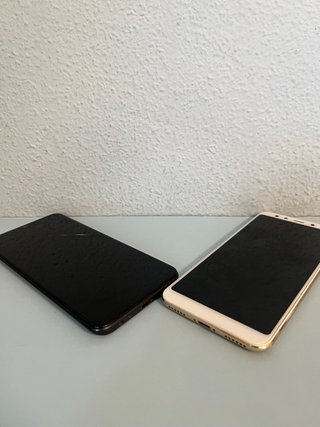 Móviles para piezas Redmi 9 y Mi A2 (Batería rota)
