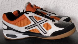 Zapatillas Munich niño/niña naranja y negro
