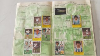 Álbum de cromos de fútbol antiguo