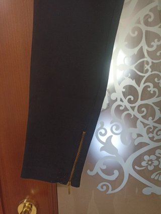Pantaloni neri Zara donna con zip
