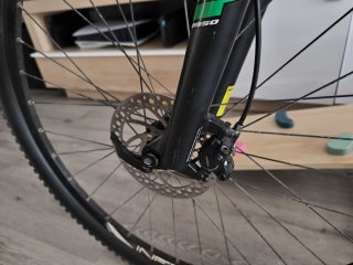 Bicicleta de Montaña Negra y Verde