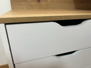 Escritorio esquinero madera y blanco