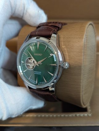 Reloj Seiko Mod Presage Open Heart Verde Marrón