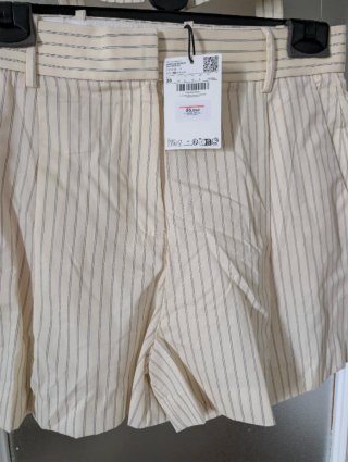 Conjunto Mango Chaleco y Pantalón Corto Rayas