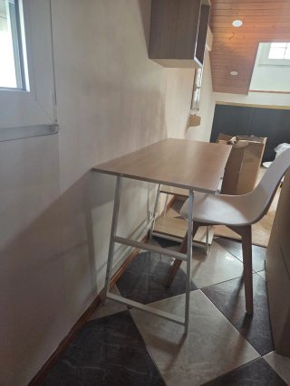 Mesa escritorio madera y metal