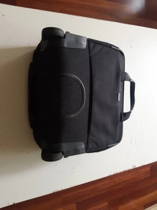 Maleta de viaje Samsonite negra