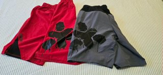 Pantalones cortos Crossfit rojo y gris