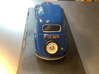 Coche Peugeot 202 1/43 Norev/Ixo