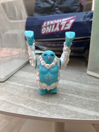 Figura Mutante Baster Azul