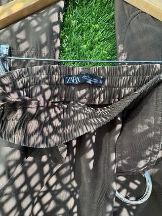 Pantalón Zara caqui talle alto mujer XS