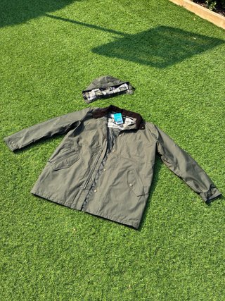 Chaqueta Barbour Classic con capucha