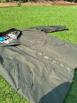 Chaqueta Barbour Classic con capucha