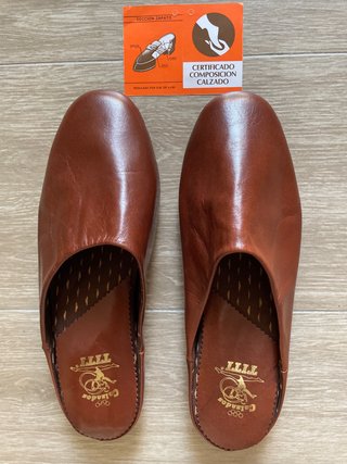 Zapatillas de casa TITI Calzados T40 nuevas