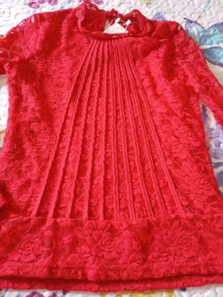 Camisa de encaje rojo
