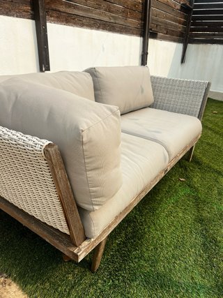 Sofá de exterior madera y tela beige