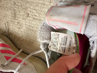 Adidas SenseBOUNCE+ Mujer Gris/Rosa