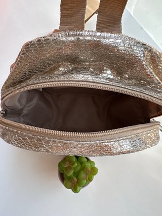 Mini mochila TOPModel dorada