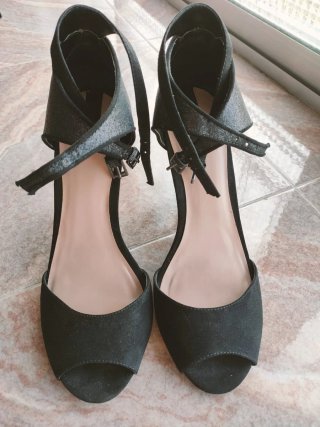 Zapatos de tacón negros 40