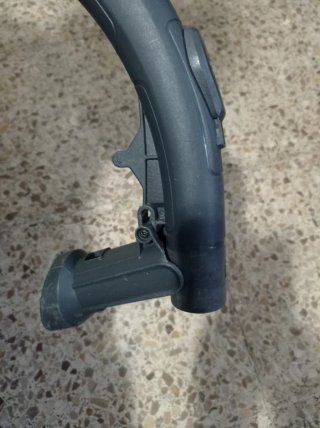 Aspirador Hoover Reactiv sin bolsa, con Accesorios