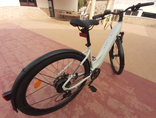 Bicicleta Eléctrica Trekking ROCKRIDER Cuadro Bajo