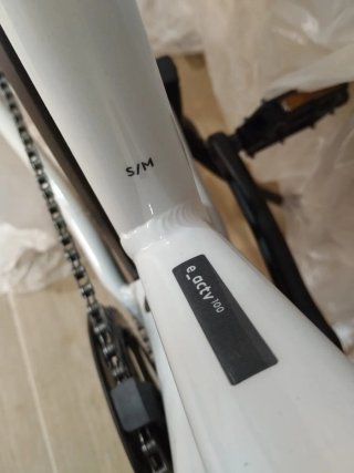 Bicicleta Eléctrica Trekking ROCKRIDER Cuadro Bajo