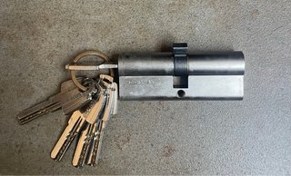 Bombillo seguridad TESA ASSA ABLOY 40x40