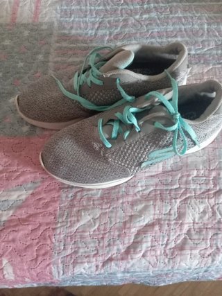 Zapatillas Skechers Gris y Turquesa