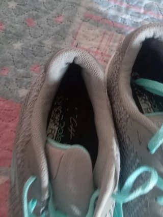 Zapatillas Skechers Gris y Turquesa