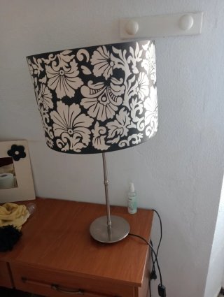 Lámpara de mesa vintage floral