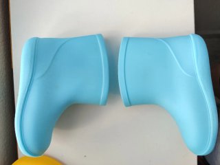 Botas de agua infantiles con dinosaurio