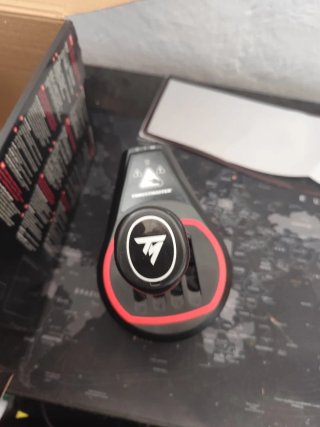 Thrustmaster Sparco TS-XW con pedales y Shifter