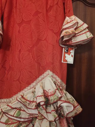 Vestido de flamenca con volantes
