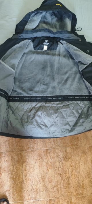 Chaqueta térmica negra
