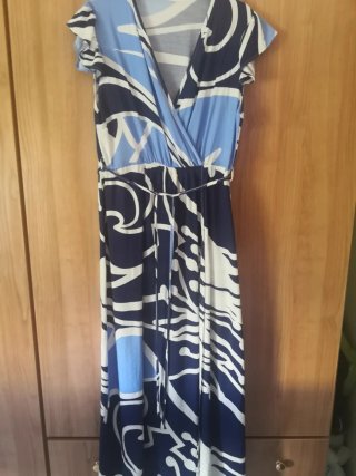 Vestido largo estampado azul y blanco