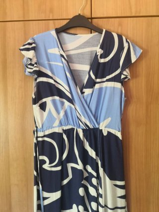 Vestido largo estampado azul y blanco