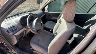 Renault Clio 2004