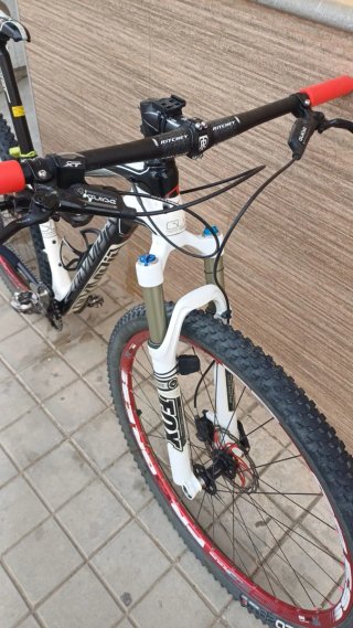 Bicicleta MTB Olympia 29 Carbono