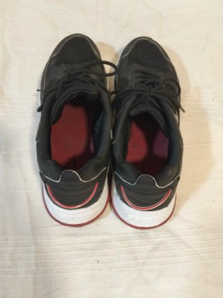 Zapatillas Champion Negras y Rojas 44