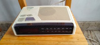 Radio Despertador Philips AJ-7000