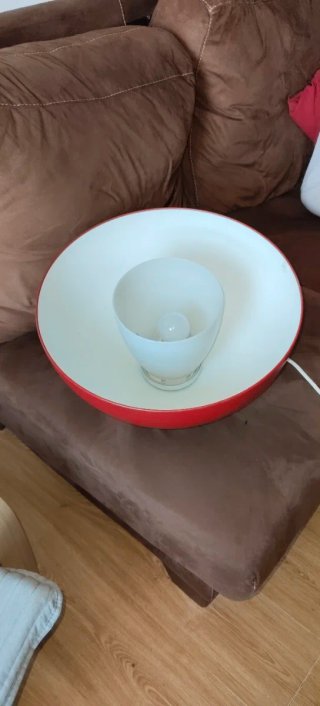 Lámparas colgante vintage roja y blanca