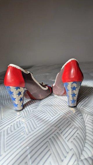 Zapatos de salón Chie Mihara
