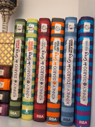 Diario de Greg . Lote de 10 libros.