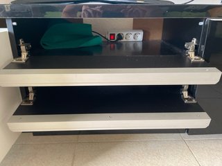 Mueble Comedor Negro lacado brillante