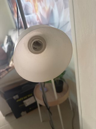 Lámpara de pie moderna metal y plástico