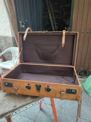 Maleta antigua de cuero y cartón vintage
