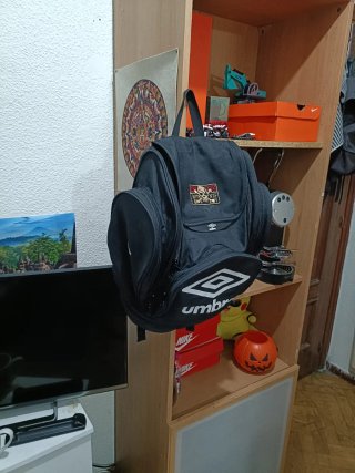 Mochila Umbro Negra