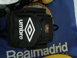 Mochila Umbro Negra