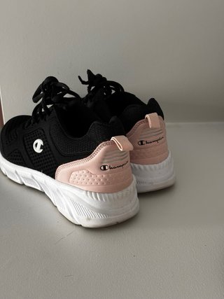 Zapatillas Champion casi nuevas