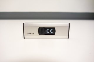 Memoria USB MediaRange 256GB USB 3.0