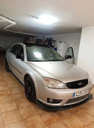 Ford Mondeo 2004